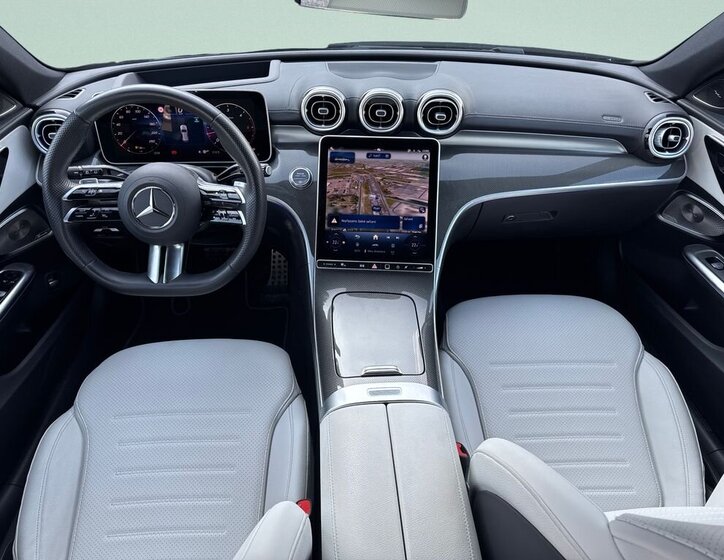 Mercedes-Benz Třídy C Kombi 2,0 l 145 kw
