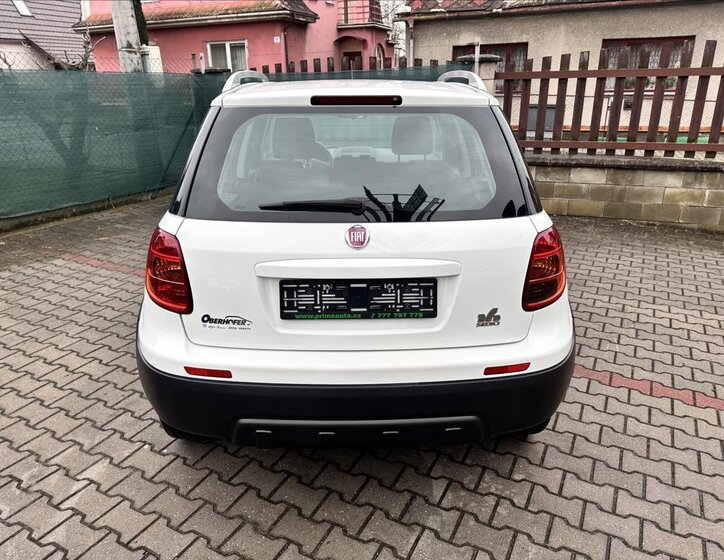 Fiat Sedici Hatchback 1,6 l 88 kw