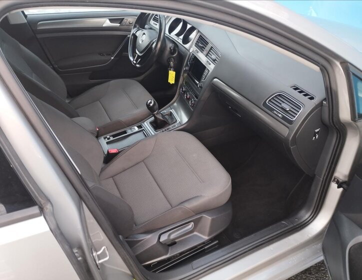 Volkswagen Golf Hatchback 1,4 l 90 kw