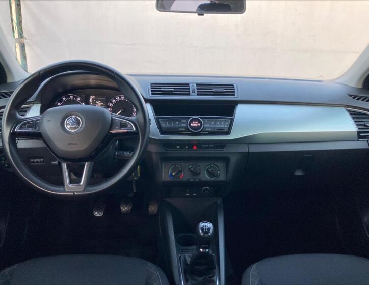 Škoda Fabia 16
