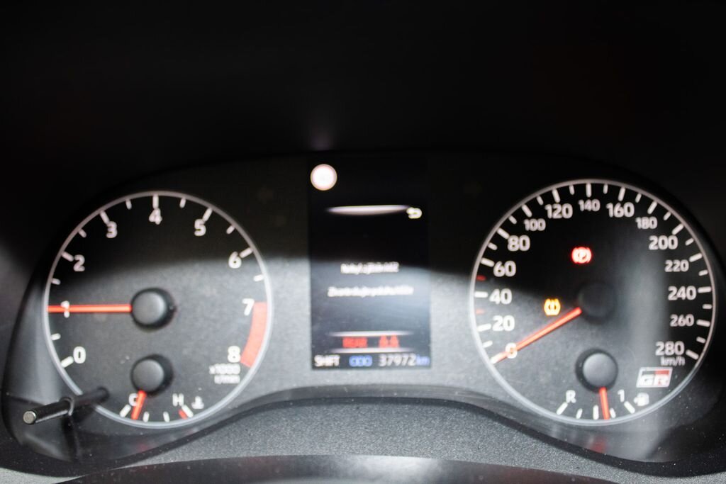 Toyota Yaris Hatchback 1,6 l 192 kw