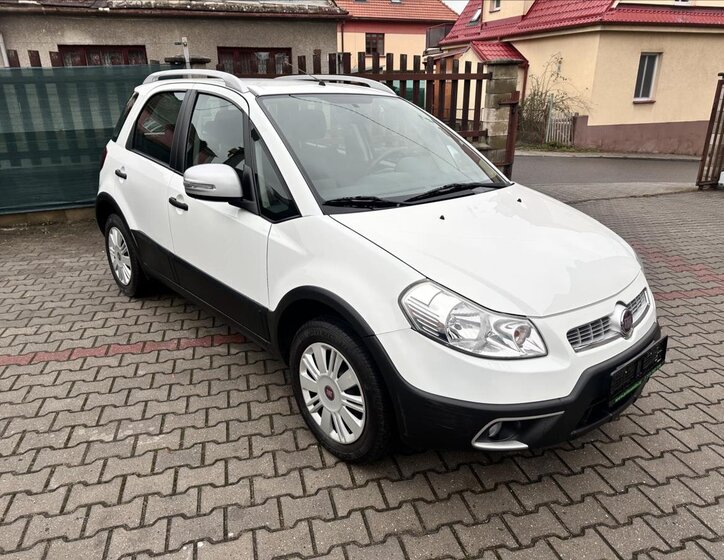 Fiat Sedici Hatchback 1,6 l 88 kw