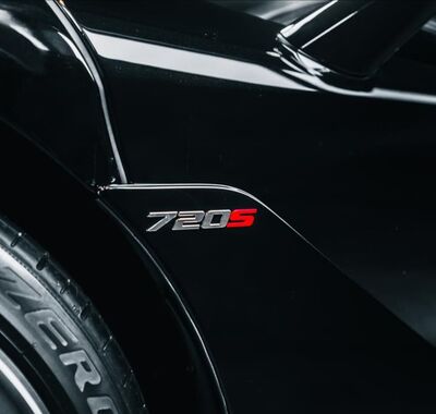 McLaren 720S 6