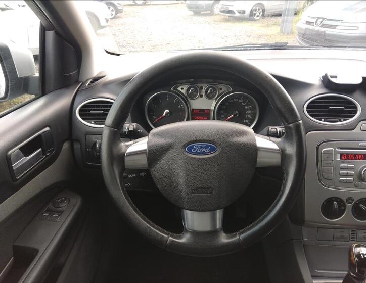 Ford Focus 12