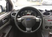 Ford Focus 12