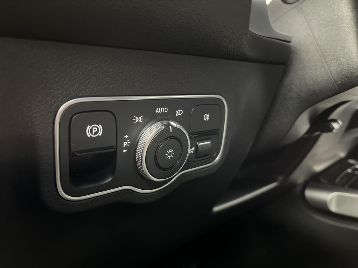 Mercedes-Benz GLB SUV 2,0 l 110 kw