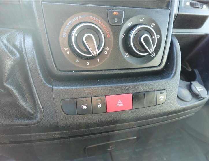 Citroën Jumper Ostatní 2,2 l 121 kw