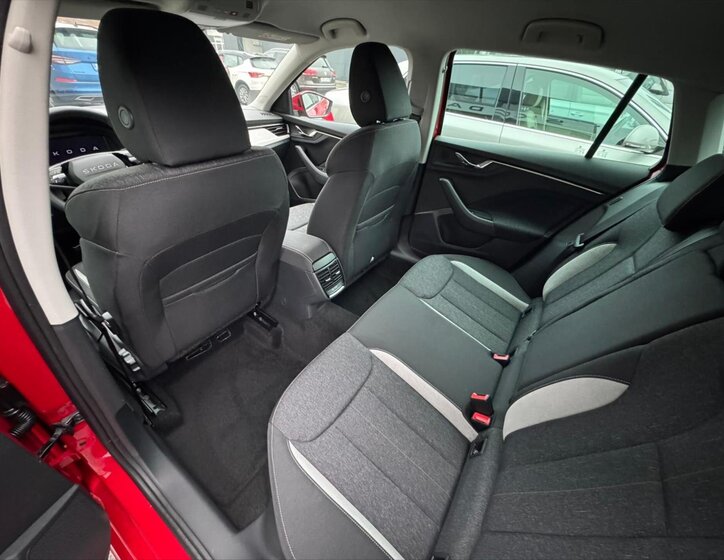 Škoda Scala Hatchback 1,5 l 110 kw