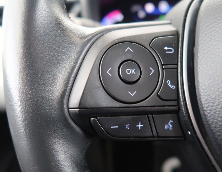 Toyota Corolla Kombi 2,0 l 112 kw