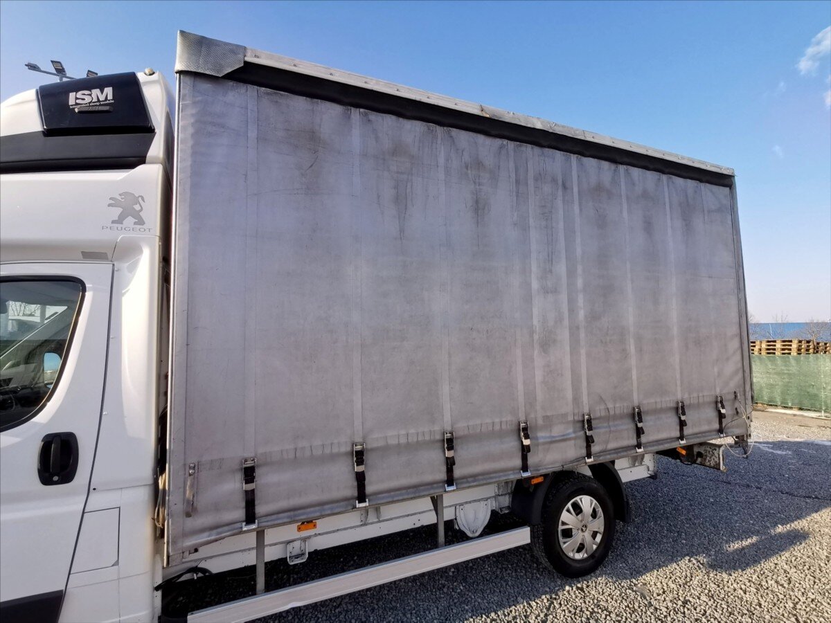 Peugeot Boxer Valník 2,2 l 110 kw