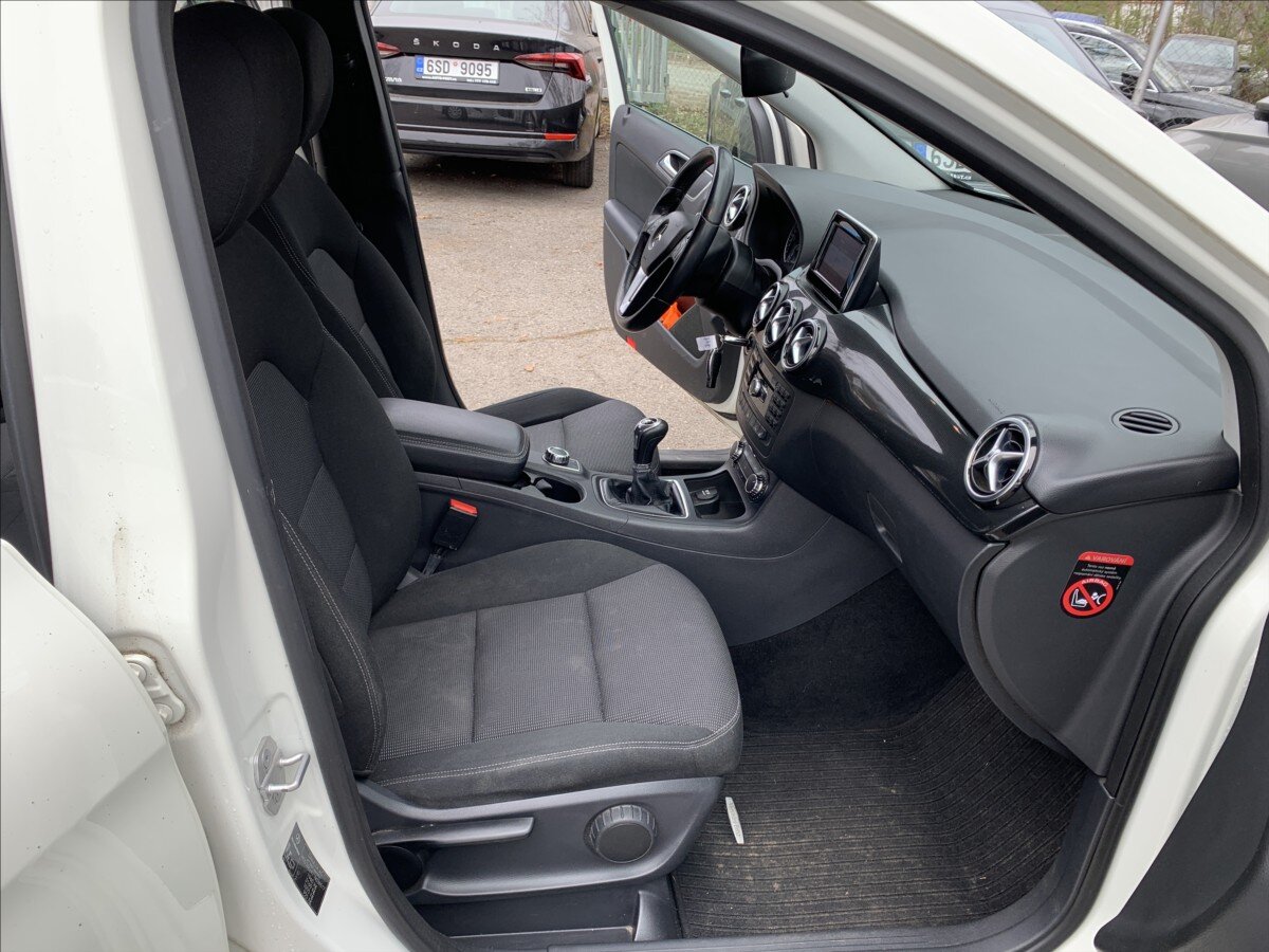Mercedes-Benz Třídy B Hatchback 1,6 l 90 kw
