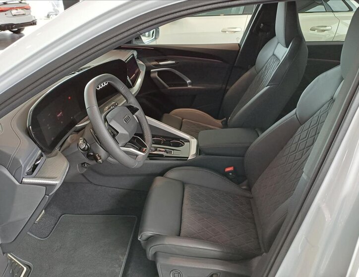 Audi Q5 SUV 2,0 l 150 kw