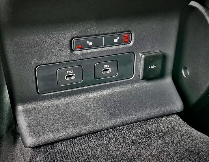 Land Rover Range Rover Velar 27