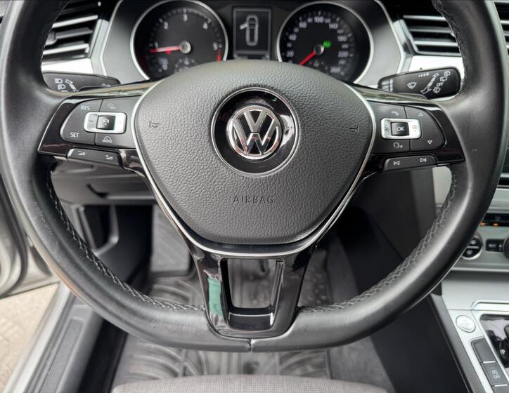 Volkswagen Passat 43