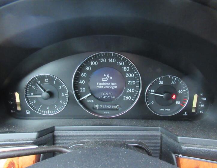 Mercedes-Benz Třídy E 14