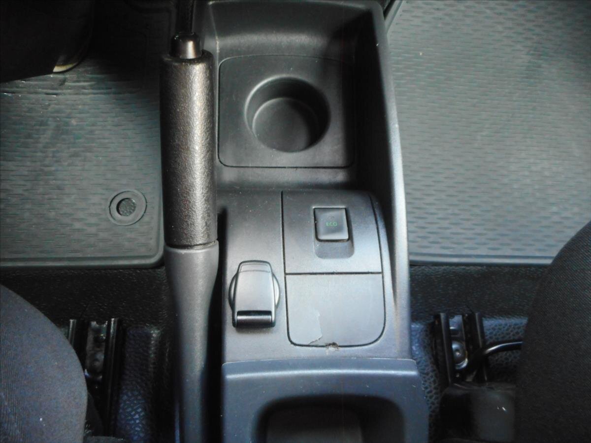 Renault Kangoo Pick-up 1,5 l 81 kw