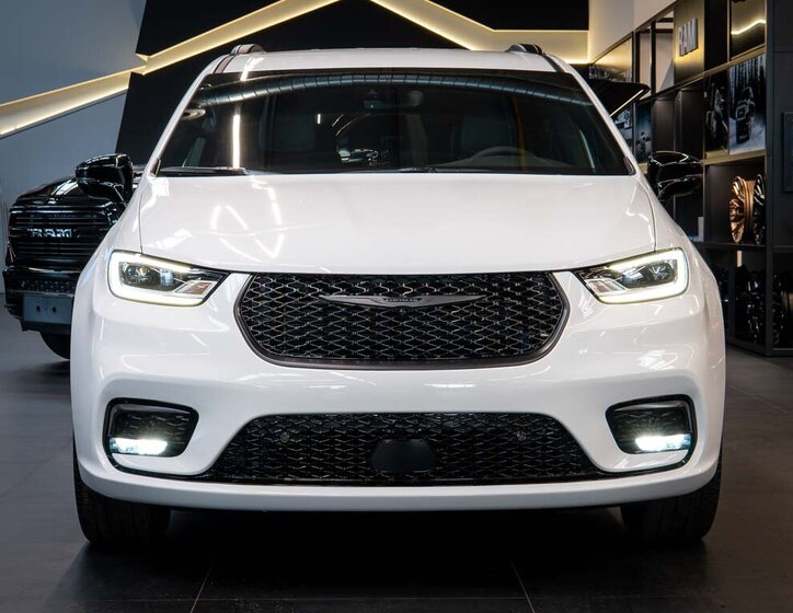 Chrysler Pacifica MPV 3,6 l 221 kw