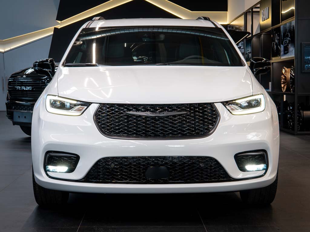 Chrysler Pacifica MPV 3,6 l 221 kw