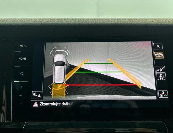 Volkswagen Touareg SUV / Terénní 3,0 l 170 kw