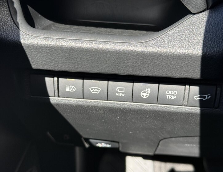 Toyota RAV4 SUV / Terénní 2,5 l 131 kw