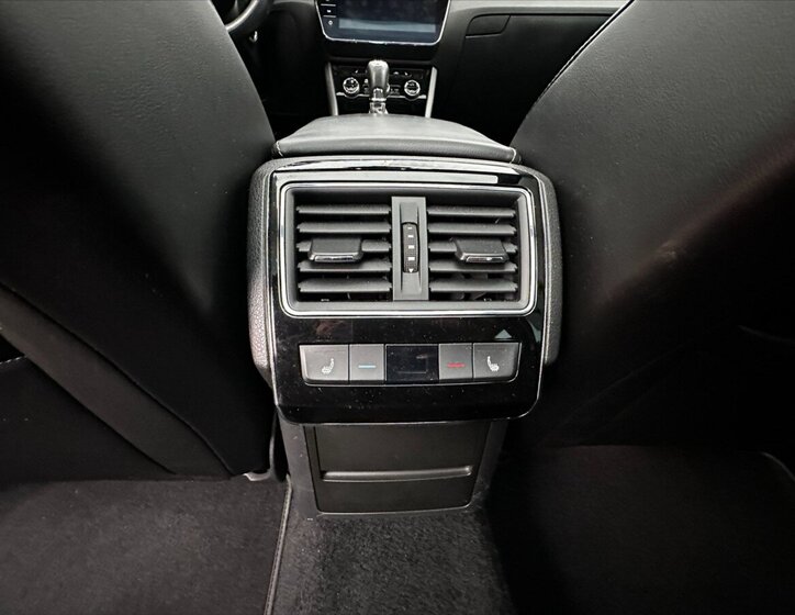 Škoda Superb Kombi 2,0 l 206 kw