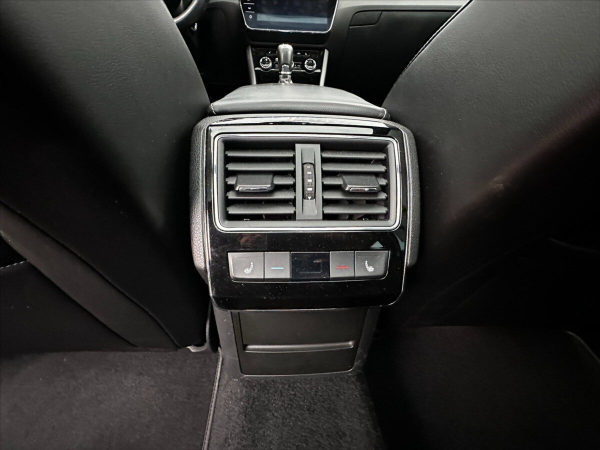 Škoda Superb Kombi 2,0 l 206 kw