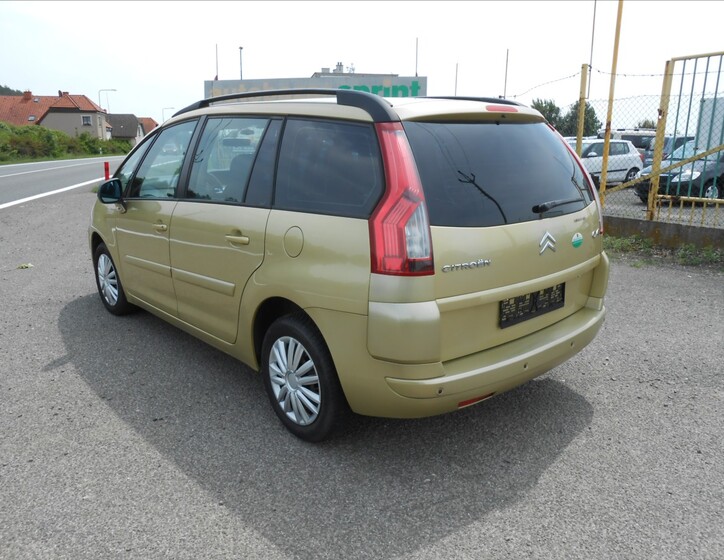 Citroën C4 Picasso 8