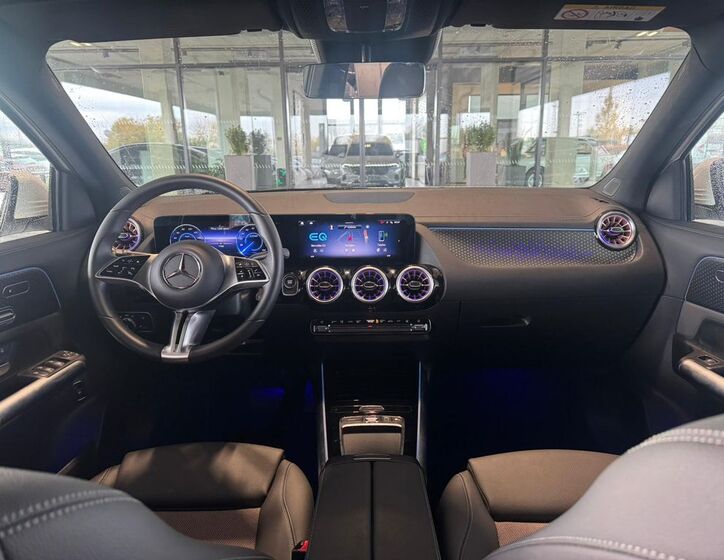 Mercedes-Benz EQA 16