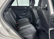 Volkswagen T-Roc SUV / Terénní 1,5 l 110 kw