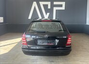Mercedes-Benz Třídy C Kombi 2,1 l 110 kw