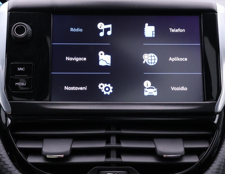 Peugeot 2008 SUV 1,2 l 81 kw