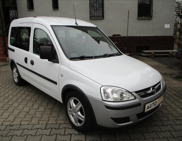 Opel Combo Kombi 1,7 l 74 kw