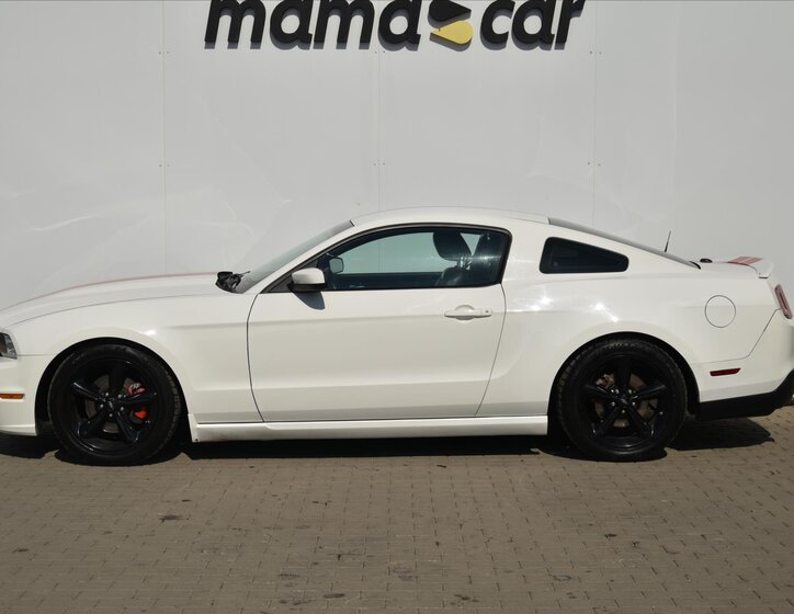 Ford Mustang Kupé 4,6 l 235 kw