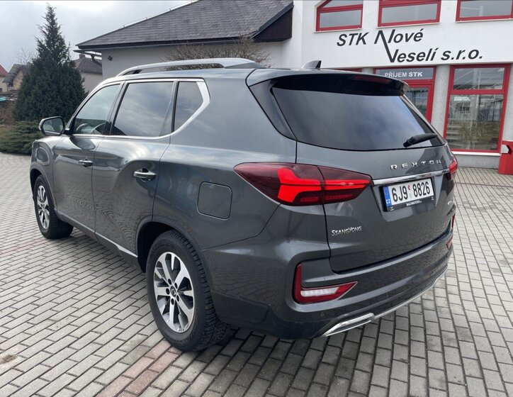 SsangYong Rexton Kombi 2,2 l 148 kw