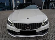 Mercedes-Benz Třídy C Sedan 4,0 l 375 kw