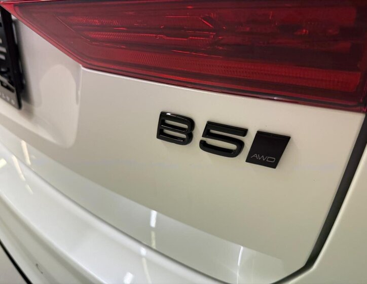 Volvo XC60 SUV / Terénní 2,0 l 184 kw