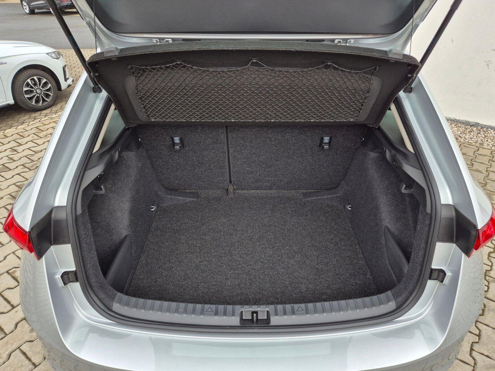 Škoda Scala Hatchback 1,0 l 85 kw