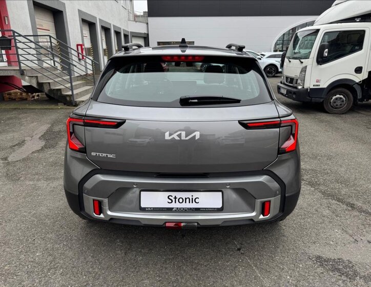 KIA Stonic Hatchback 998,0 74 kw
