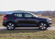 Volvo XC40 SUV / Terénní 2,0 l 140 kw