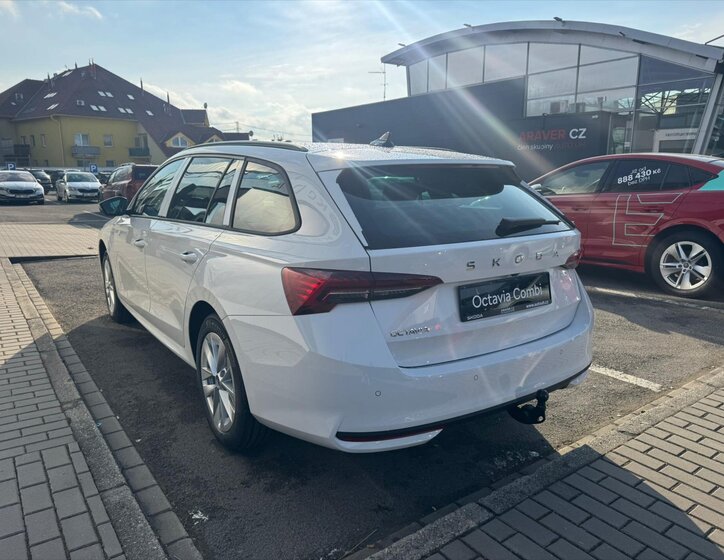 Škoda Octavia Kombi 2,0 l 85 kw