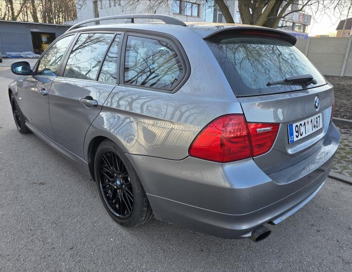 BMW Řada 3 Kombi 2,0 l 105 kw