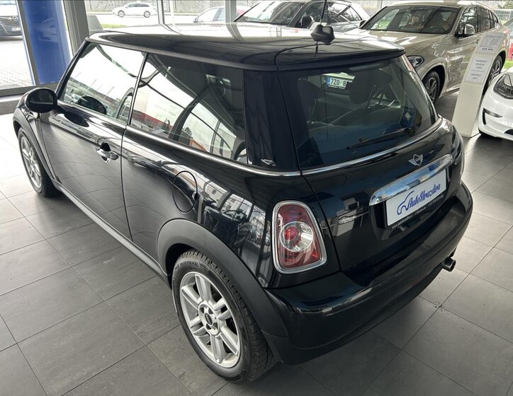 Mini Cooper Hatchback 1,6 l 90 kw