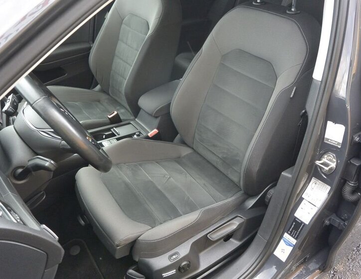 Volkswagen Golf Kombi 2,0 l 110 kw