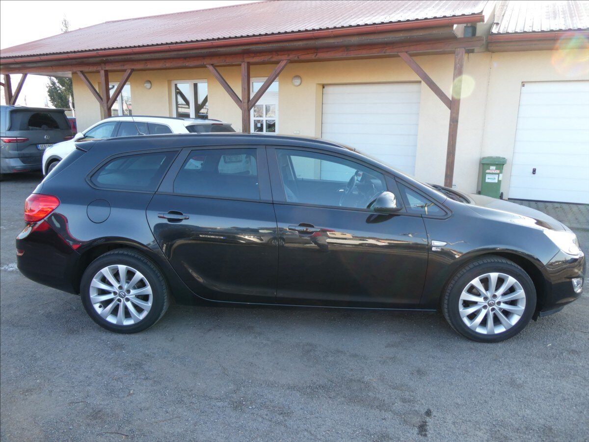 Opel Astra Kombi 1,4 l 88 kw
