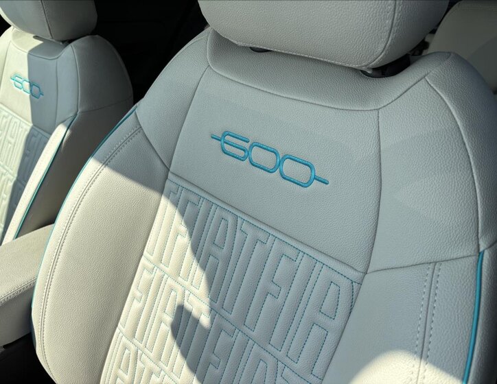 Fiat 600 SUV / Terénní 1,2 l 100 kw