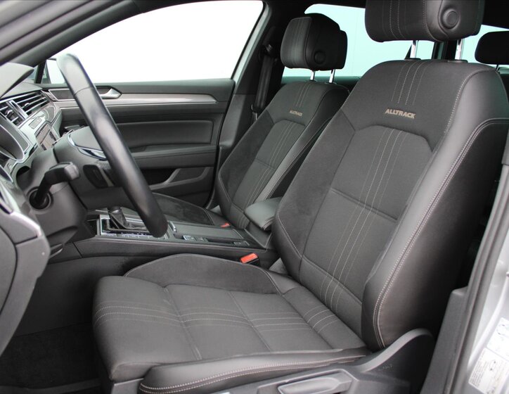 Volkswagen Passat Kombi 2,0 l 176 kw