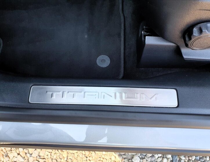 Ford Kuga SUV 1,5 l 88 kw