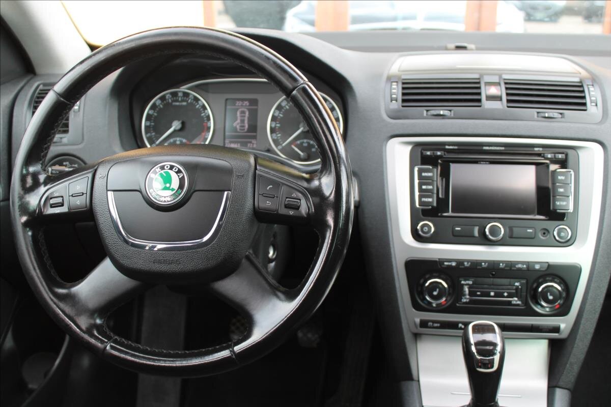 Škoda Octavia Kombi 2,0 l 103 kw