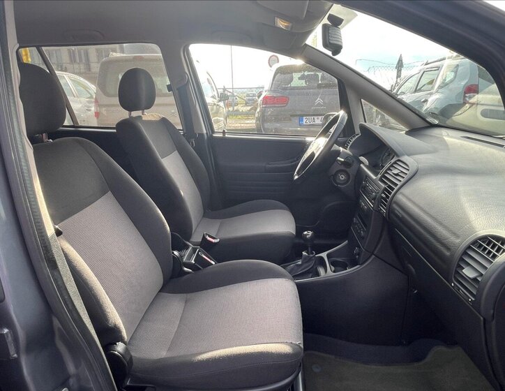 Opel Zafira MPV 1,6 l 74 kw