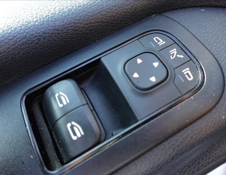 Mercedes-Benz Sprinter Sklápěč 2,1 l 105 kw